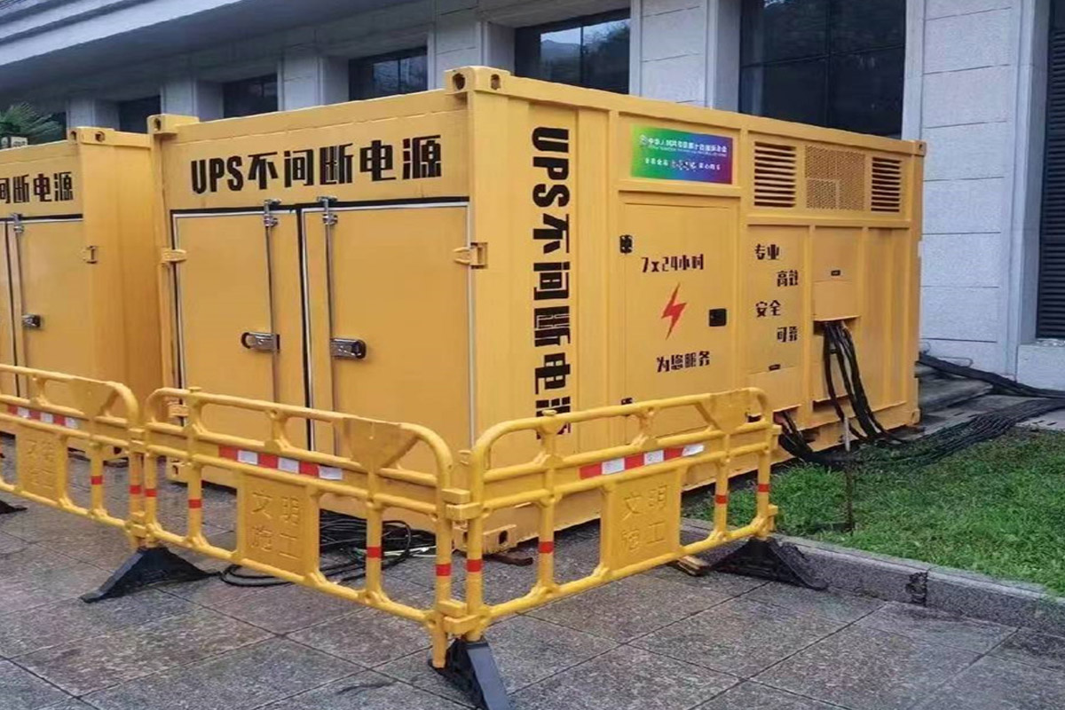 渝北发电机租赁施工现场